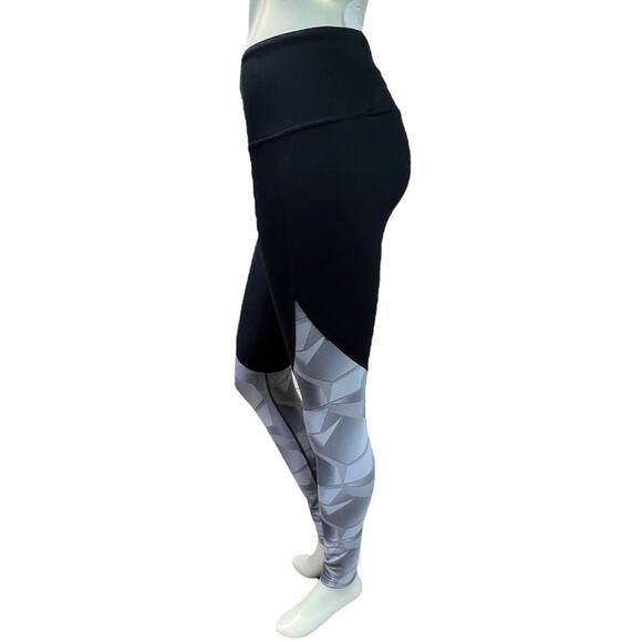 Under Armour Geometric Colorblock Leggings Black Grey Compression Running Small - Picture 15 of 16